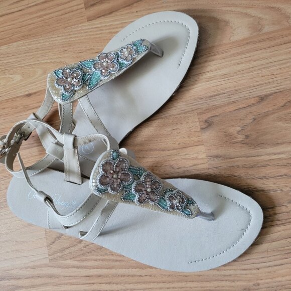 Sandals - Picture 1 of 4